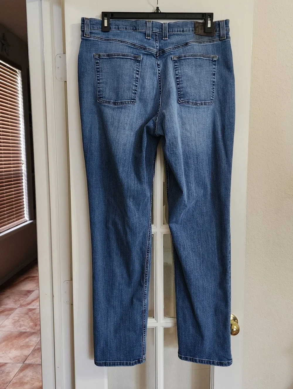 L.L.Bean BeanFlex Jeans 38x34 Medium Wash Stretch Straight COOLMAX FLAWED
